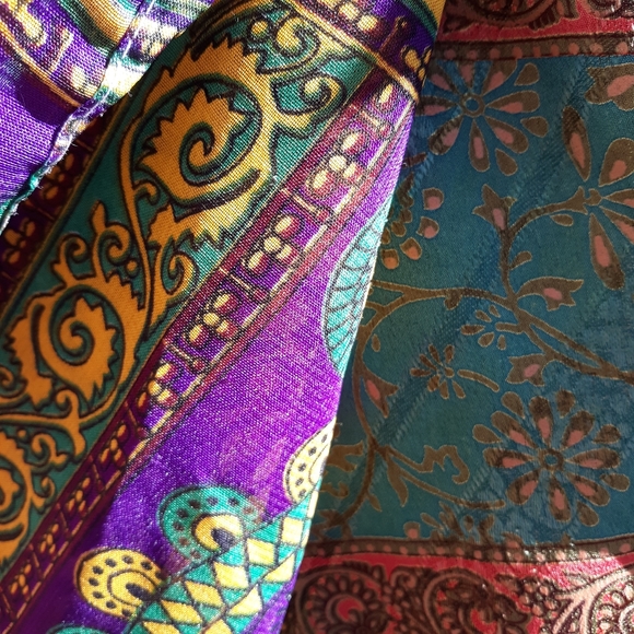 REVERSIBLE LAYERED SILK SCARF WRAP SKIRT, OS - Picture 6 of 7